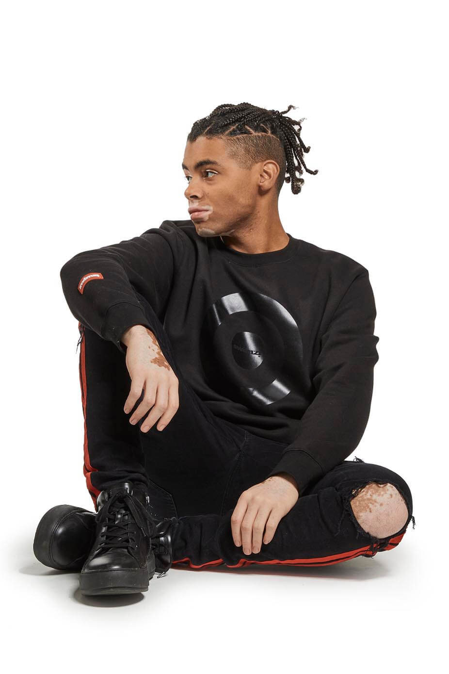 Target Sweatshirt, Black - Unisex