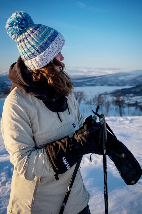 Wave Reflective Super Bobble Hat - Image 9