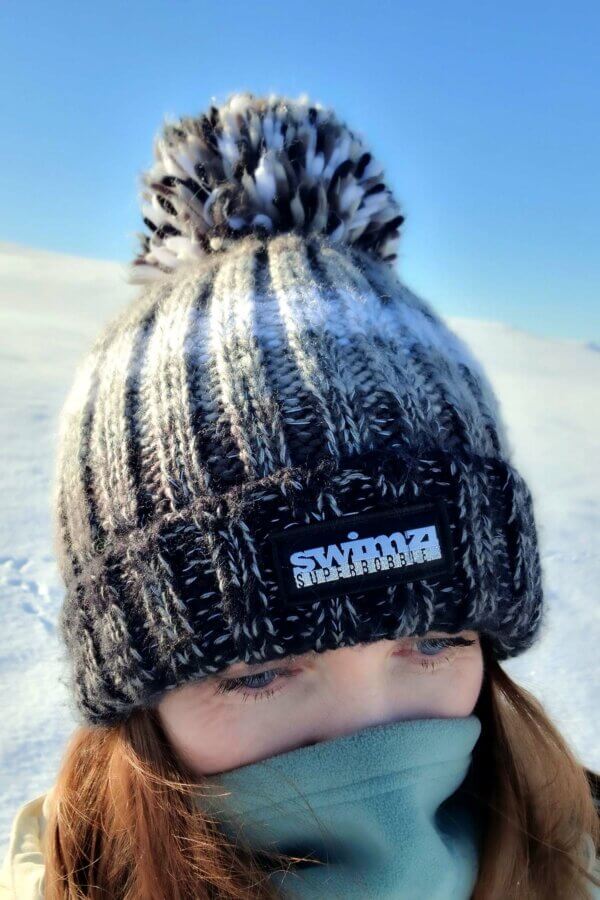 Gradient Dark Winter Sky Reflective Super Bobble Hat - Image 2