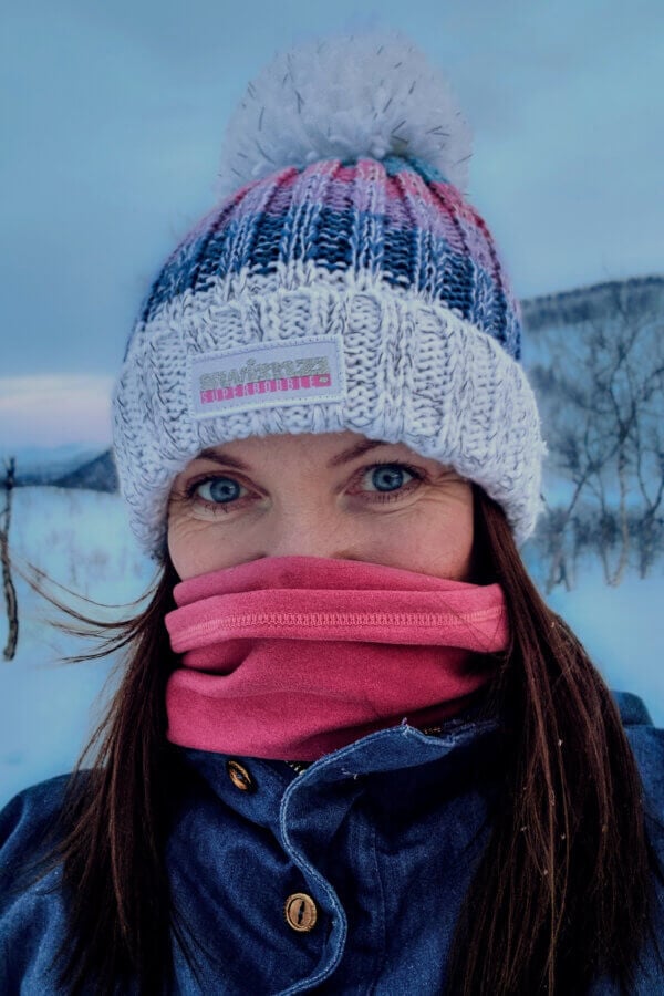 Gradient Northern Lights Reflective Super Bobble Hat - Image 4