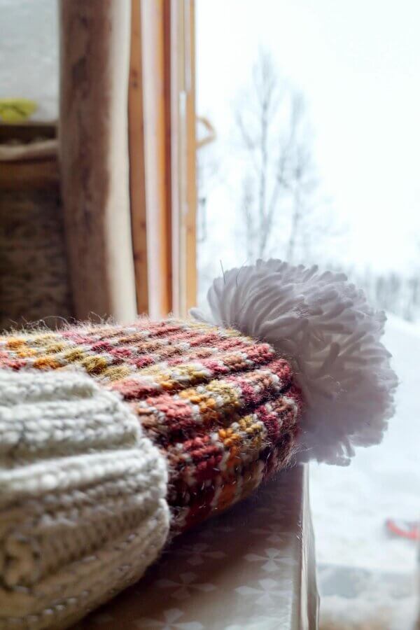 Sunset Stripes Reflective Super Bobble Hat - Image 5